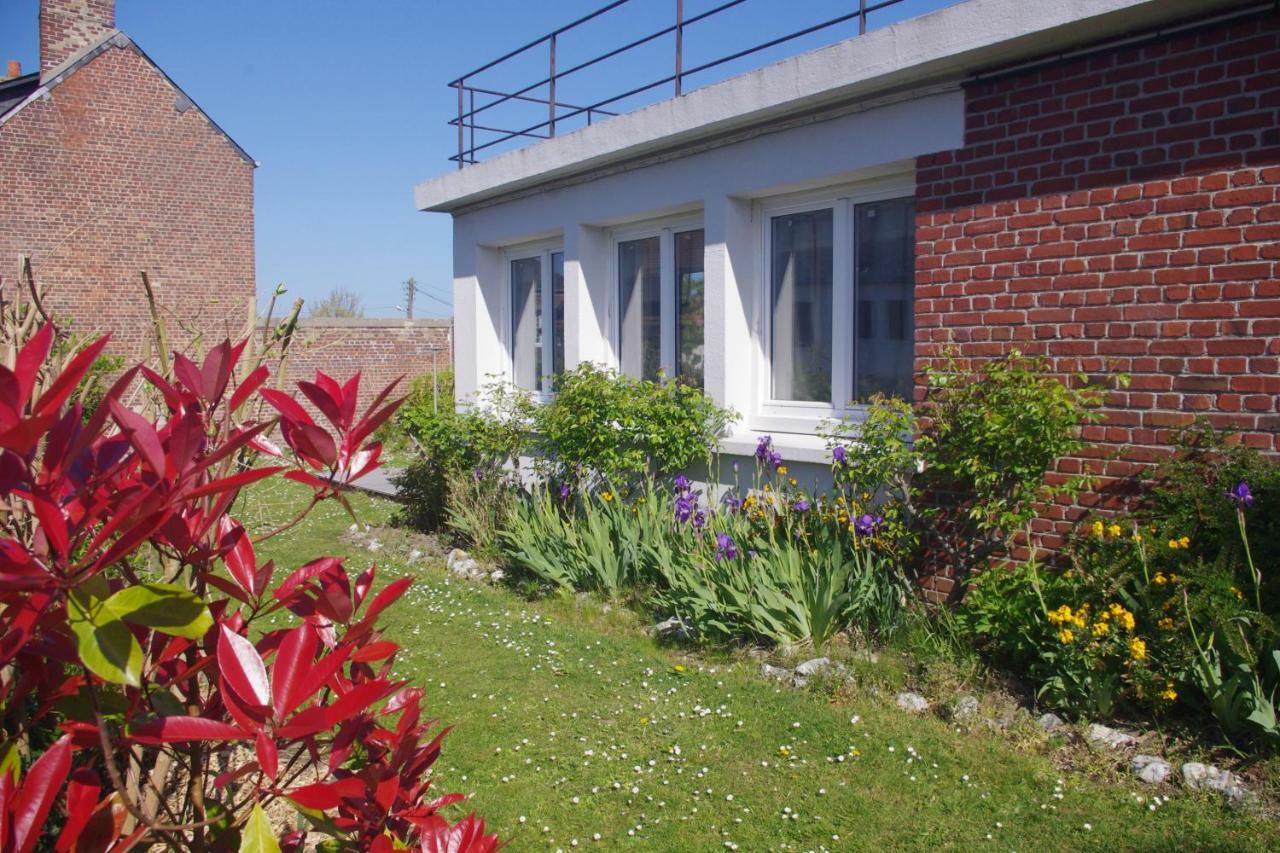 Appartement Studio rez-de-jardin à Dieppe Extérieur photo